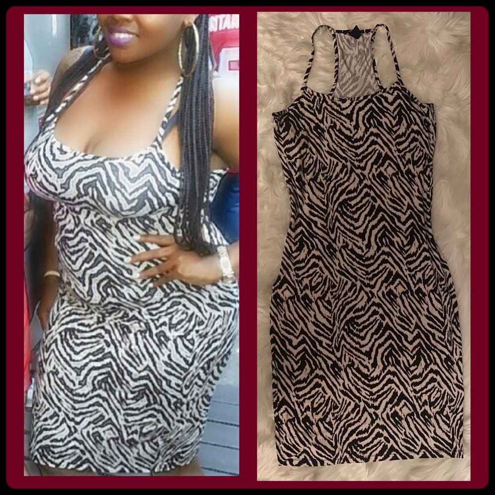 Hawt H&M Tiger Print 🐅 Midi Dress